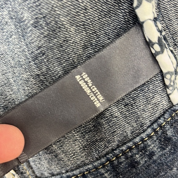 LIZ CLAIBORNE DENIM JEAN SCALLOPED JACKET SIZE SMALL - Picture 9 of 12